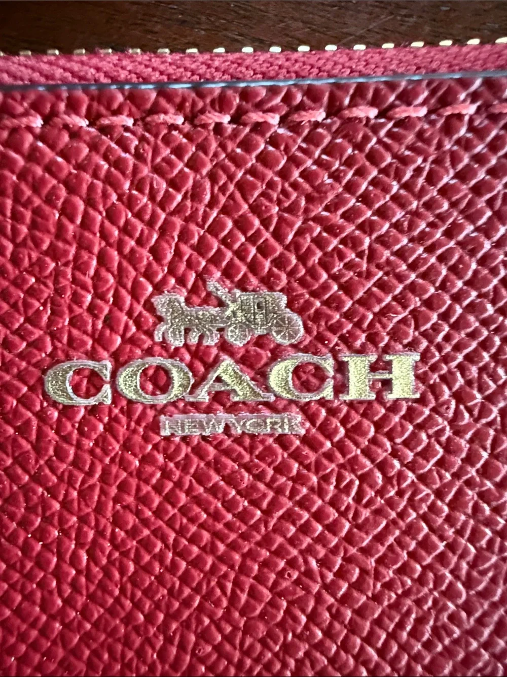 Coach Red Leather Wristlet great condition brand new ❤️❤️